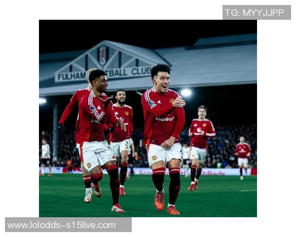 西甲历史冷门曼联5-1大胜AC米兰帽子戏法引发全场狂欢