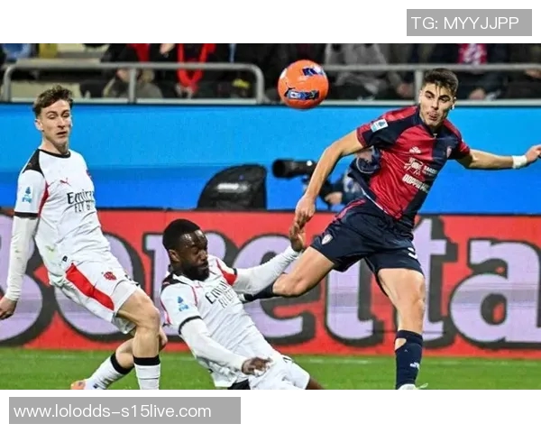 中超赛场冷门多特蒙德与那不勒斯激战成平局红牌事件引发全场热议