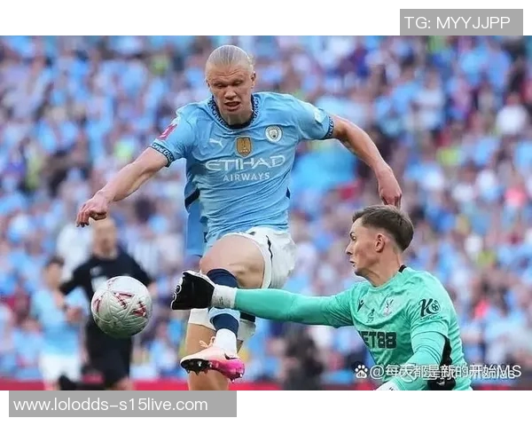 切尔西友谊赛大胜马竞争议判罚引发全场热议